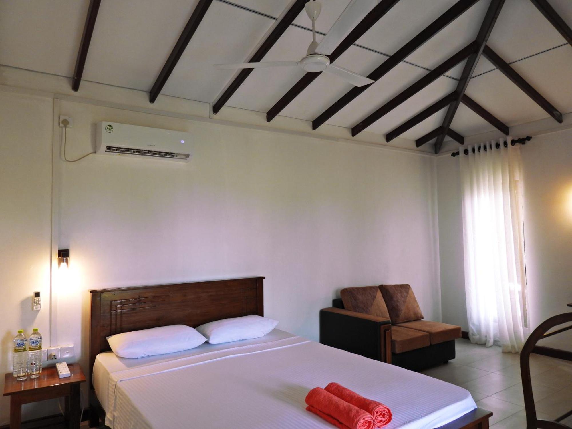 Green Sapphire Holiday Resort Wilpaththu Wilpattu Eksteriør billede